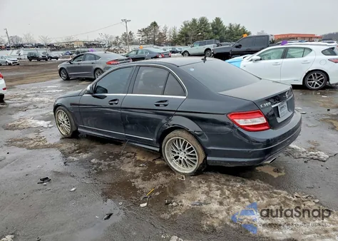 2008 Mercedes-Benz C 300 from USA, damaged, VIN WDDGF54X28R021737